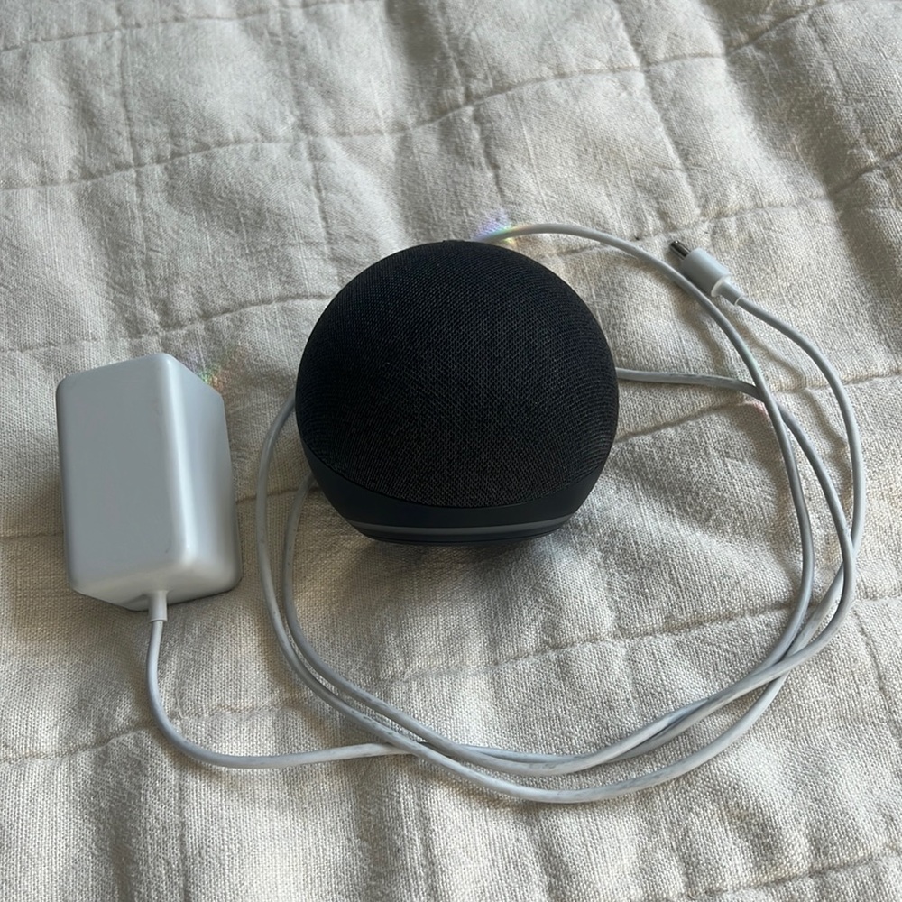 Amazon echo dot 4th gen